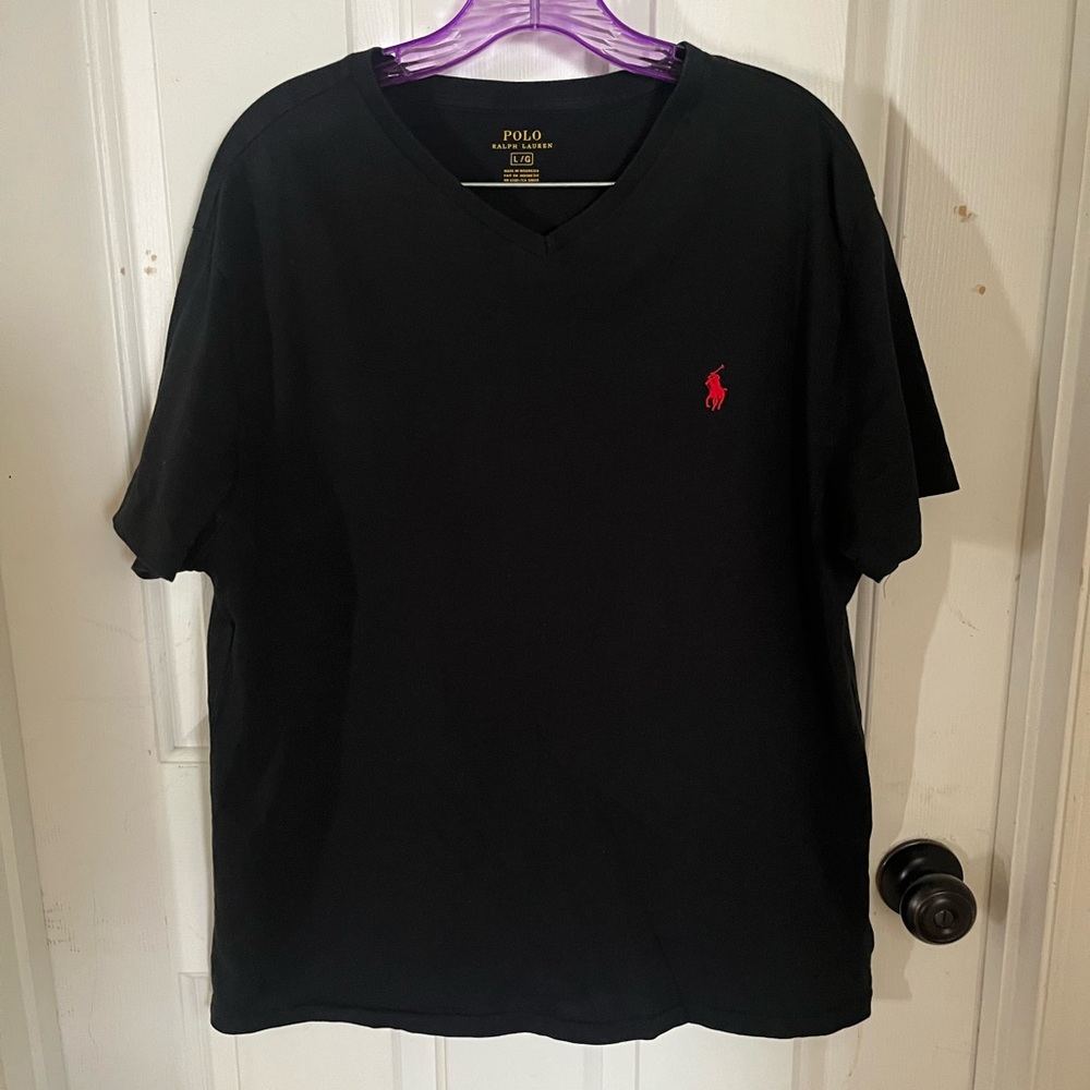 $ FIRM - 🐎 EUC Polo Ralph Lauren Men’s V-Neck Tee in Black - Sz Large